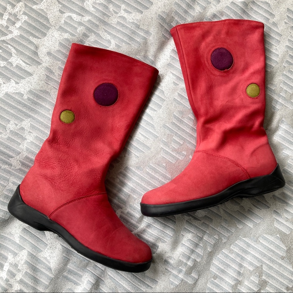 VTG 90s does 60s Red Leather Suede Gogo Boots with Bubble Design 🎨 - Picture 2 of 7